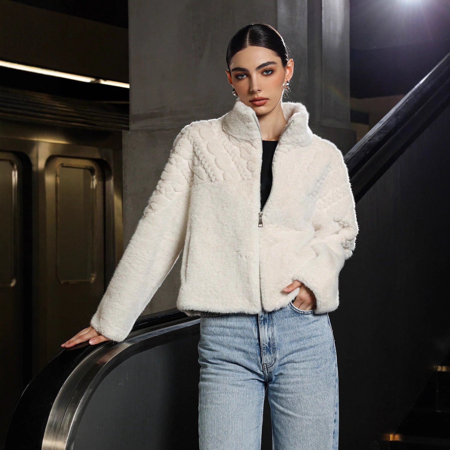 Doviora Élégance – Manteau Épais à Col Haut