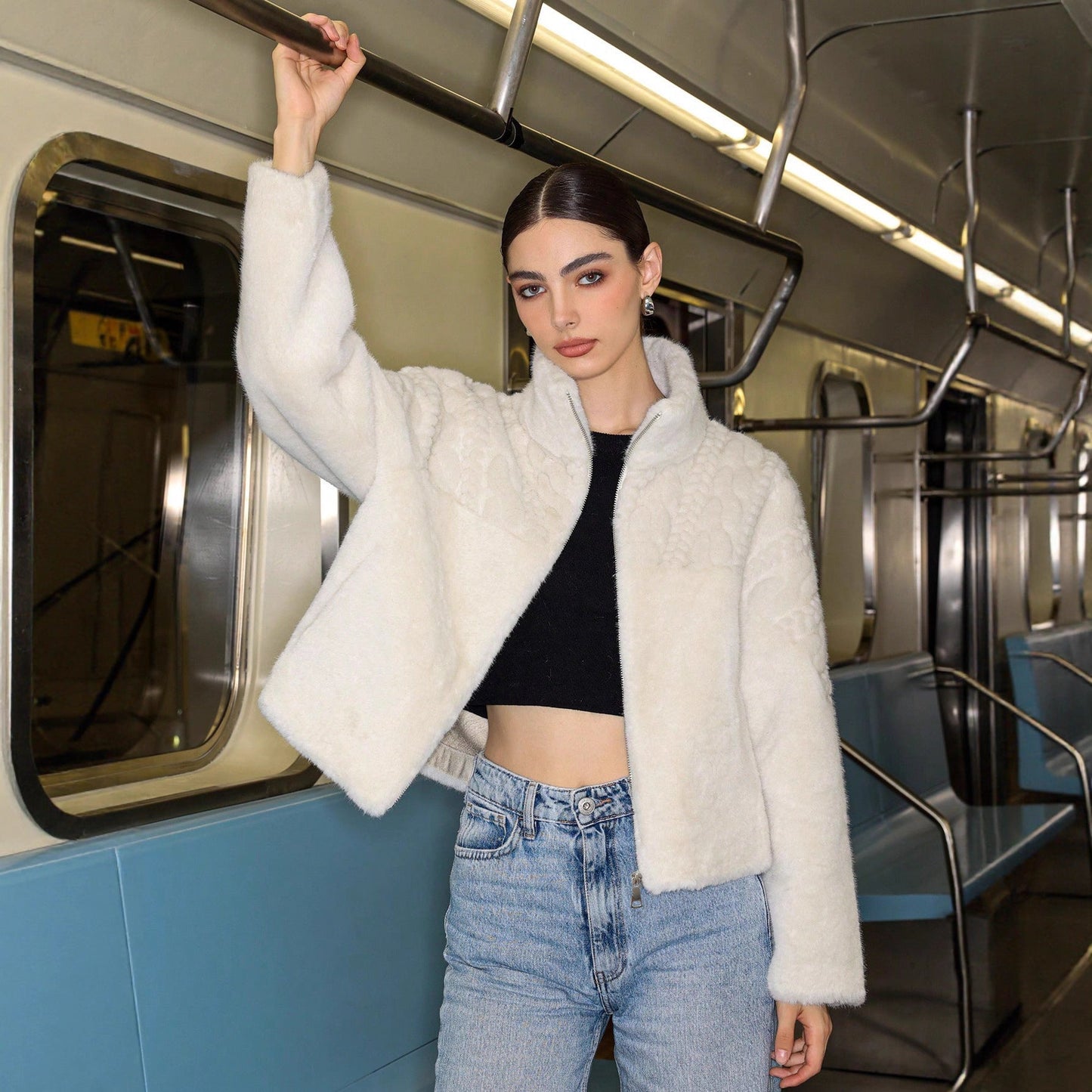 Doviora Élégance – Manteau Épais à Col Haut