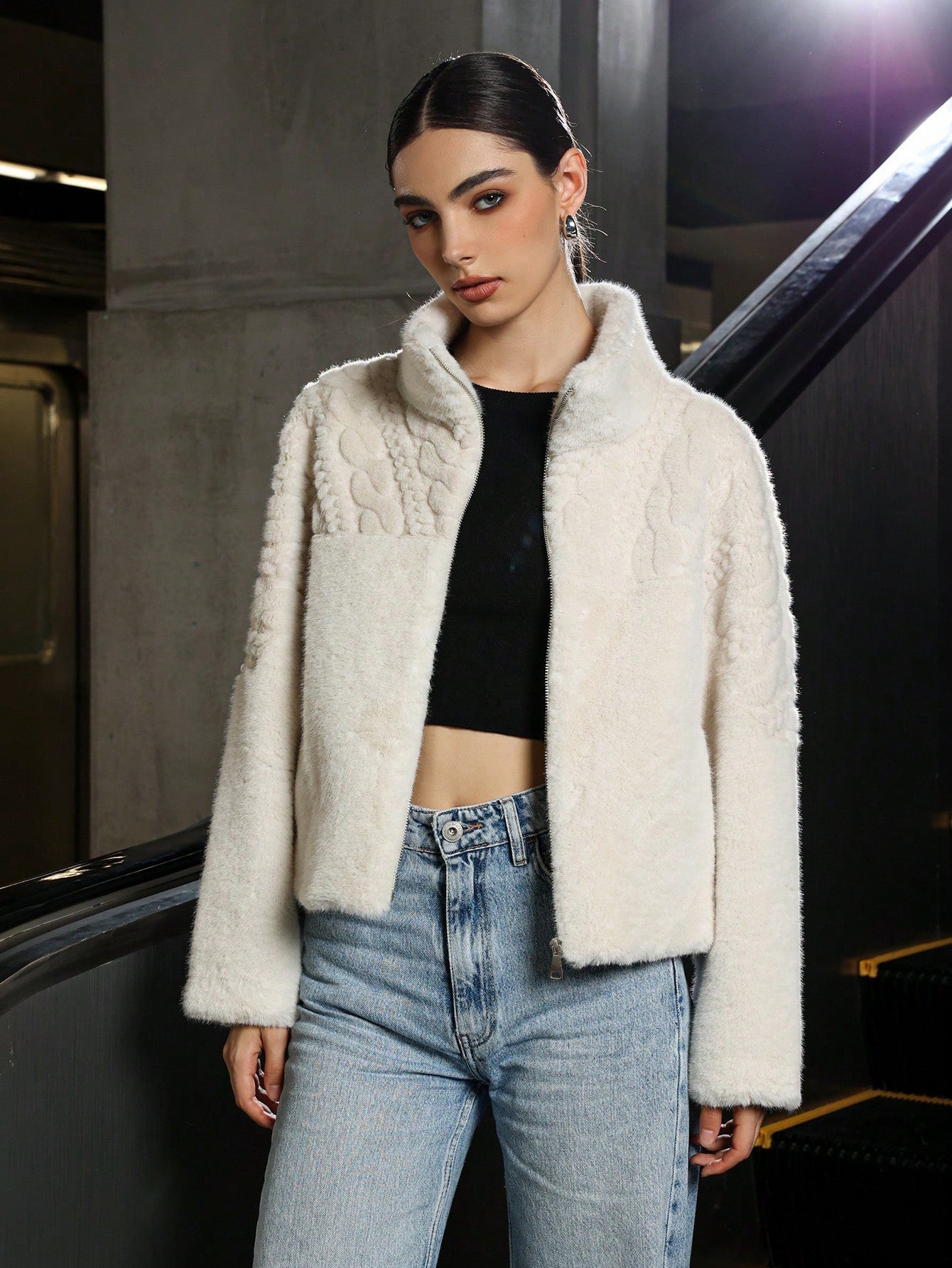 Doviora Élégance – Manteau Épais à Col Haut